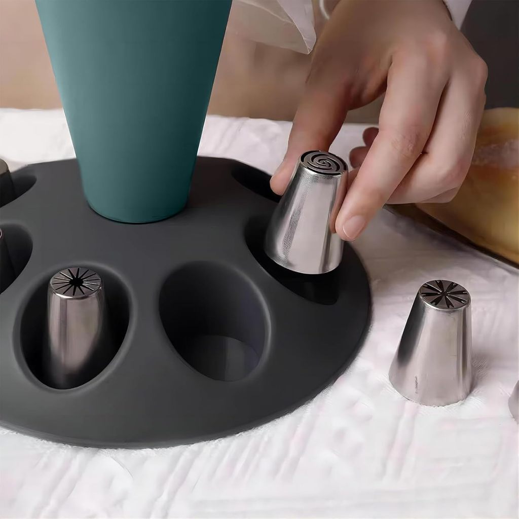 1 個ケーキデコレーションパイピングバッグチップホルダー付き - Kitchen And Baking Tools のレビューと価格