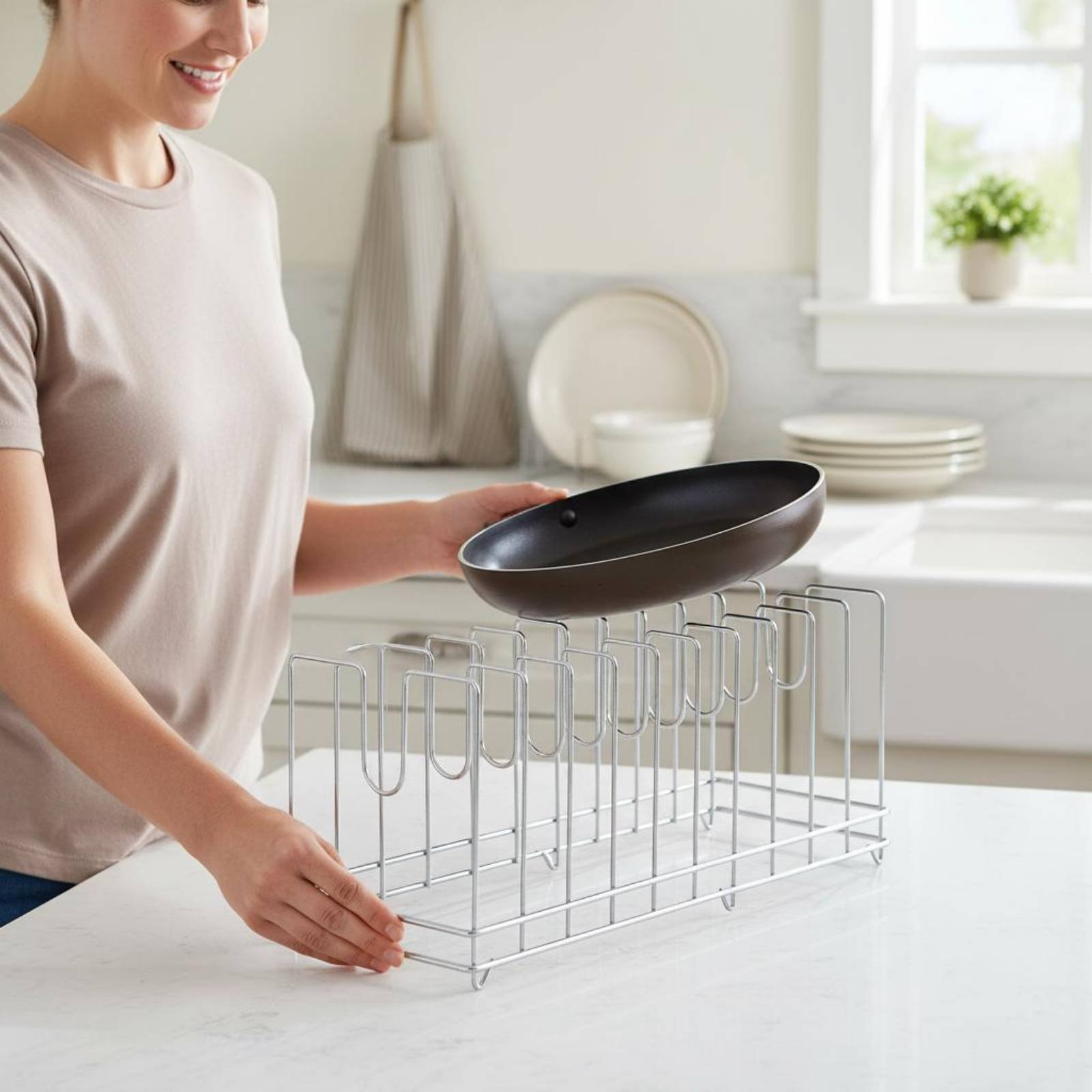 ピザパンラック省スペースベーキングトレイホルダー鍋蓋スタンド - Kitchen Baking Tray Rack のレビューと価格